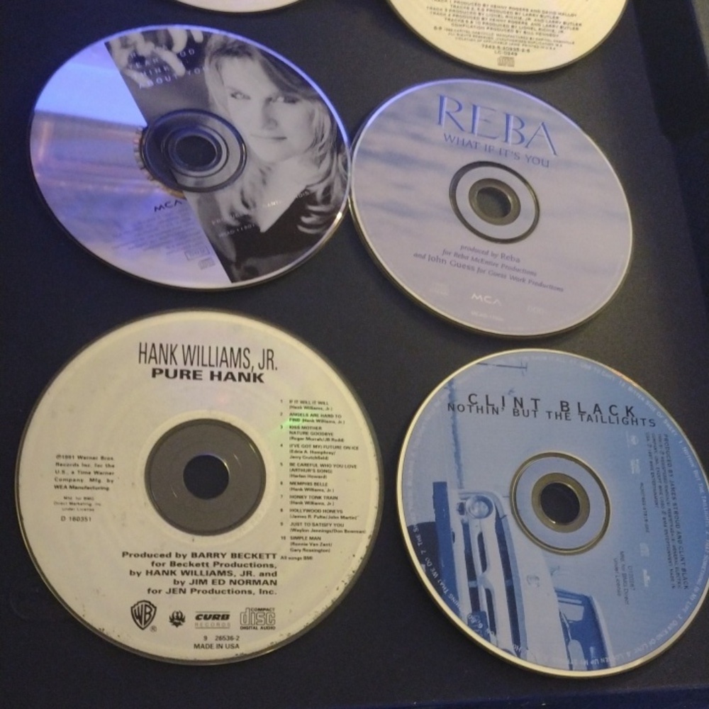 Assorted Music CDs Collection - Picture 2 of 5